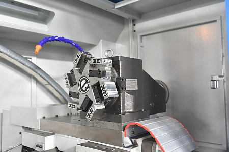Токарный станок ЧПУ с горизонтальной станиной MetalTec CK 36x750 PRO