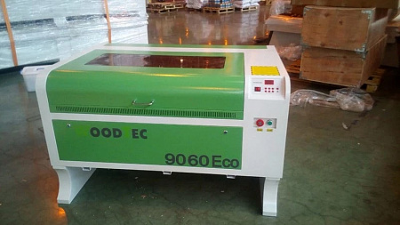 Лазерно-гравировальный станок с ЧПУ WoodTec WL 9060 M2