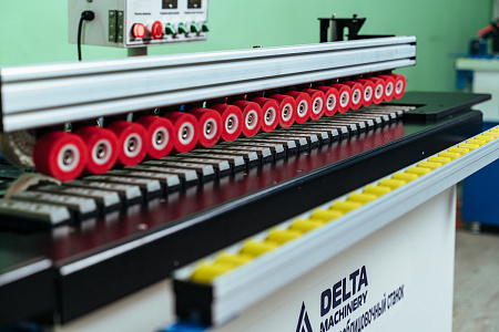 Кромкооблицовочный станок DELTAMACHINERY DM-120